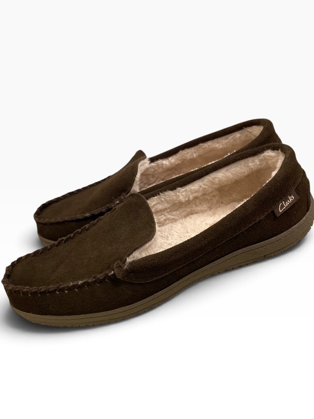 Clarks Men's Dark Brown Suede Moccasin Slippers with Cream Faux-Fur Lining 10 M